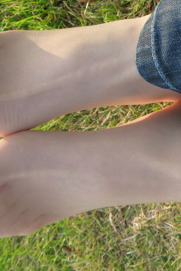 Fannie芬妮每足园 No.365 窃窃私语肉丝 [130P/331MB]