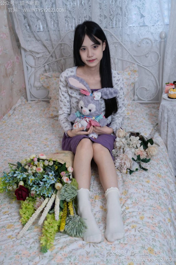 甜予摄影 NO.009 胡桃-皮鞋、白棉袜、裸足[122P/2V/10.1GB]