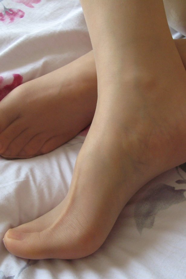 Fannie芬妮每足园 No.423 丝滑飘逸 暗香盈动5[63P/187MB]