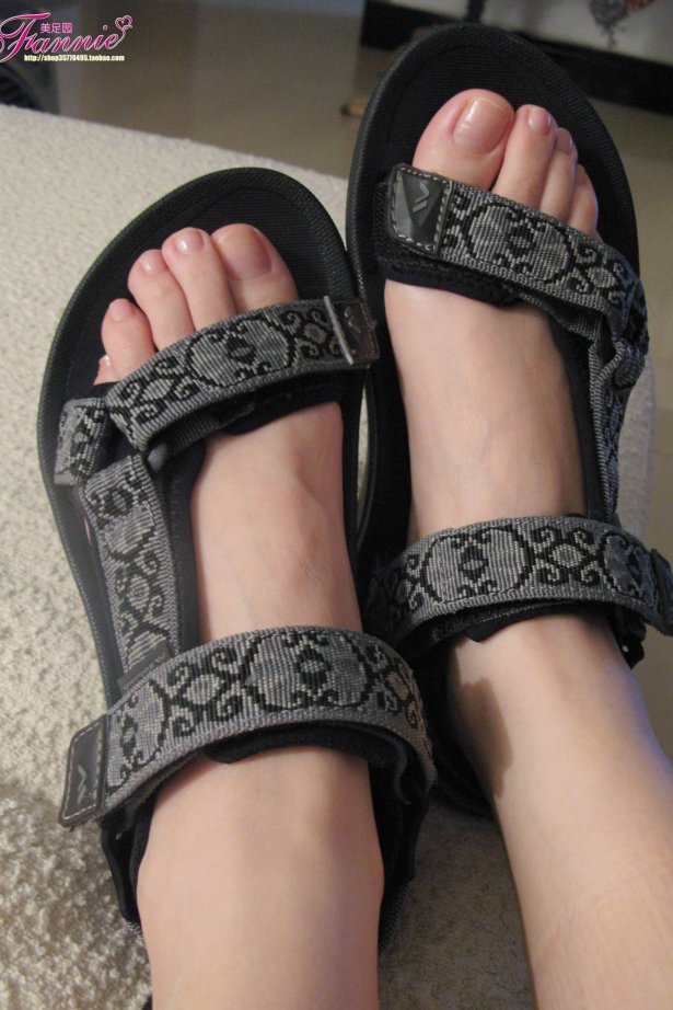 Fannie芬妮每足园 No.406 沙滩鞋[23P/86MB]