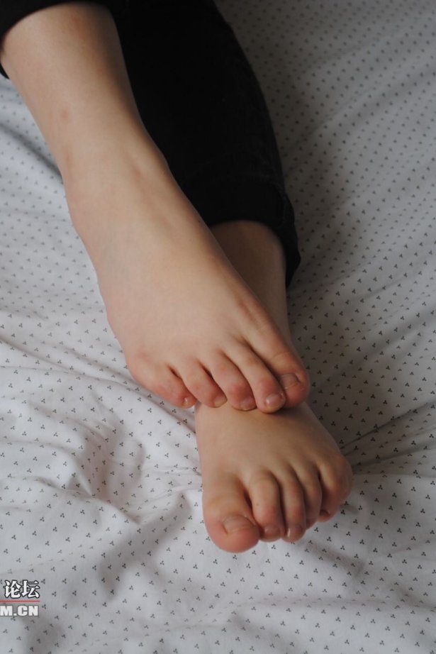 自由摄影 No.175 好干净的裸足 [25P/7.42MB]