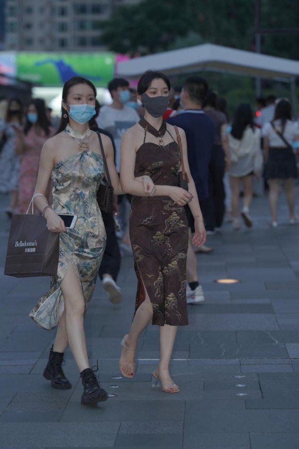 精选街拍作品 NO.5705 迷人复古风[78P/204MB]