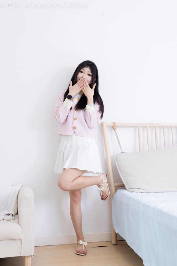 物恋传媒 NO.2382 嘟嘟-平底凉鞋、白船袜、裸足、jk制服、裸足[185P/1V/4.18GB]