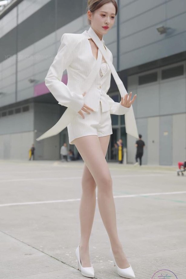 NO.1317 2024 深圳粤港澳大湾区车展 Model 车模随拍 111[1V/425MB]