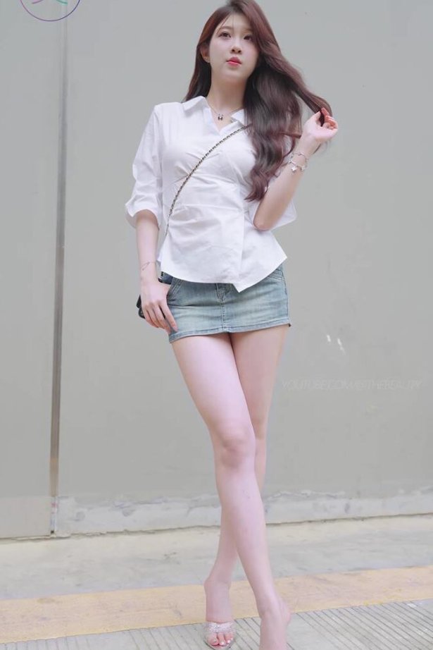 NO.1329 2024 深圳粤港澳大湾区车展 Model 车模随拍 123[1V/597MB]