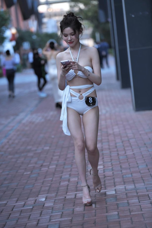 精选街拍作品 NO.5834 白色清凉[47P/81MB]