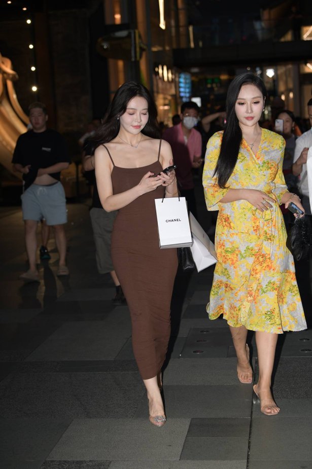 精选街拍作品 NO.5850 优雅连衣裙[120P/373MB]