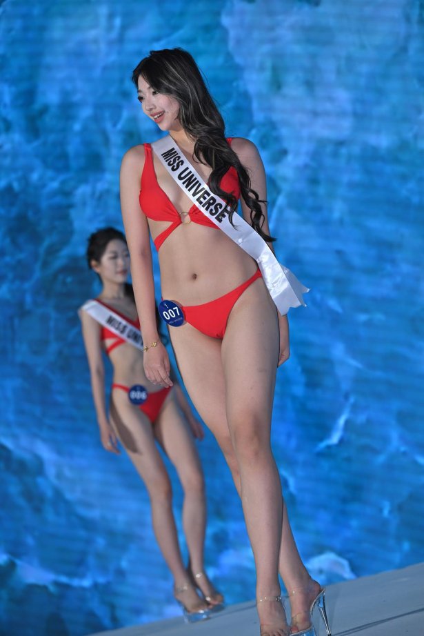 精选街拍作品 NO.5835 亮眼的红色[183P/504MB]