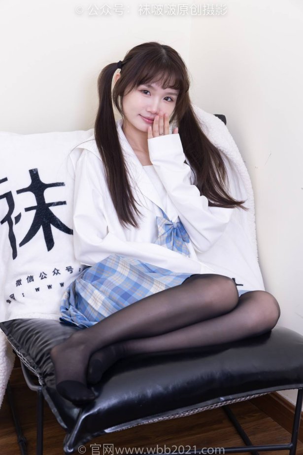 [BoBoSocks袜啵啵]NO.578 甜甜圈-高跟鞋、薄黑丝、薄白丝小腿袜、裸足、jk制服[149P/1V/5.92GB]