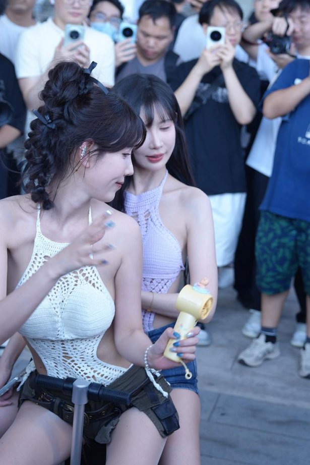 精选街拍作品 NO.5803 不只是美丽小哈娜[254P/370MB]