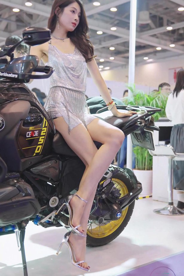 NO.1354 2024 苏州GTSHOW改装车展 Auto Salon Racing Model 45[1V/404MB]
