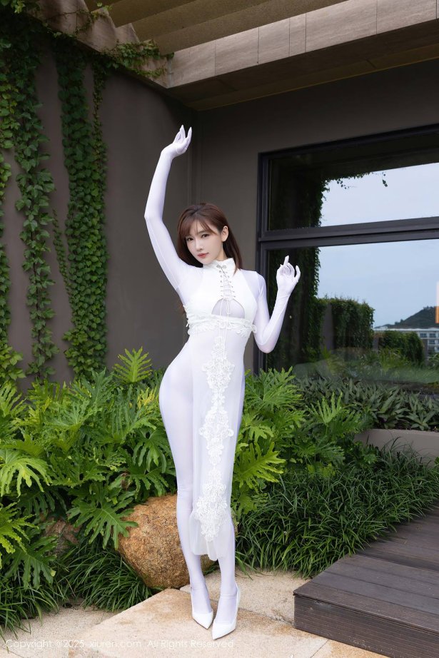 [Xiuren秀人网]2025.08.28 NO.10704 陆萱萱[80+1P/839MB]