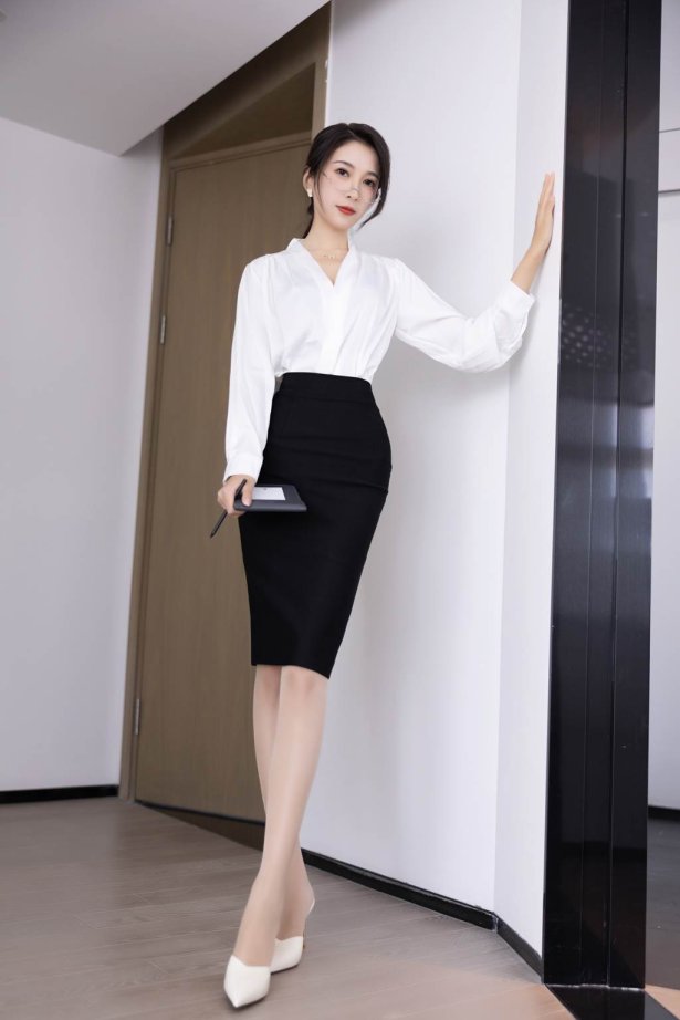 林乐一 – 魅力御姐[102P/237MB]