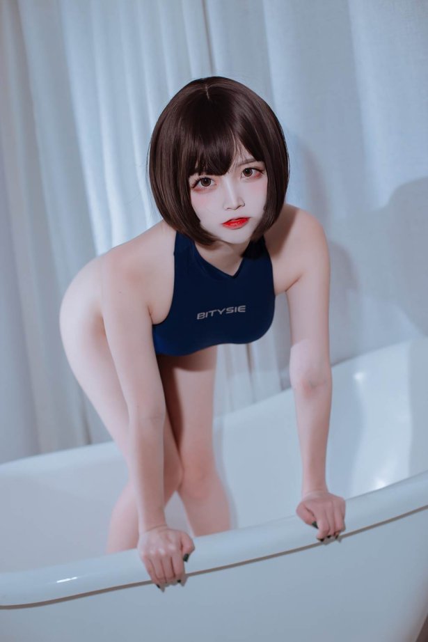 二佐Nisa – 私房竞泳[40P/430MB]