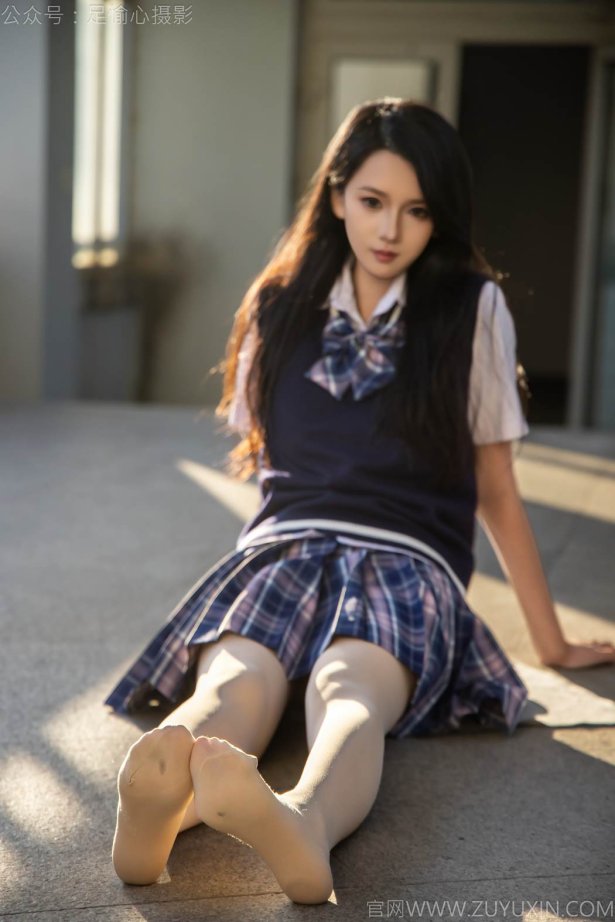 足愉心 NO.019 果酱（搭配：JK制服、小皮鞋、黑色丝袜、肉色打底裤）[109P/2V/10.9GB]