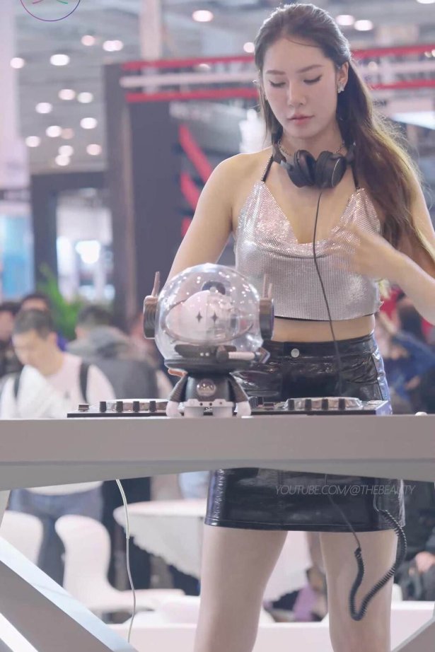 NO.1427 2024 苏州GTSHOW改装车展 Auto Salon Racing Model 93[1V/487MB]