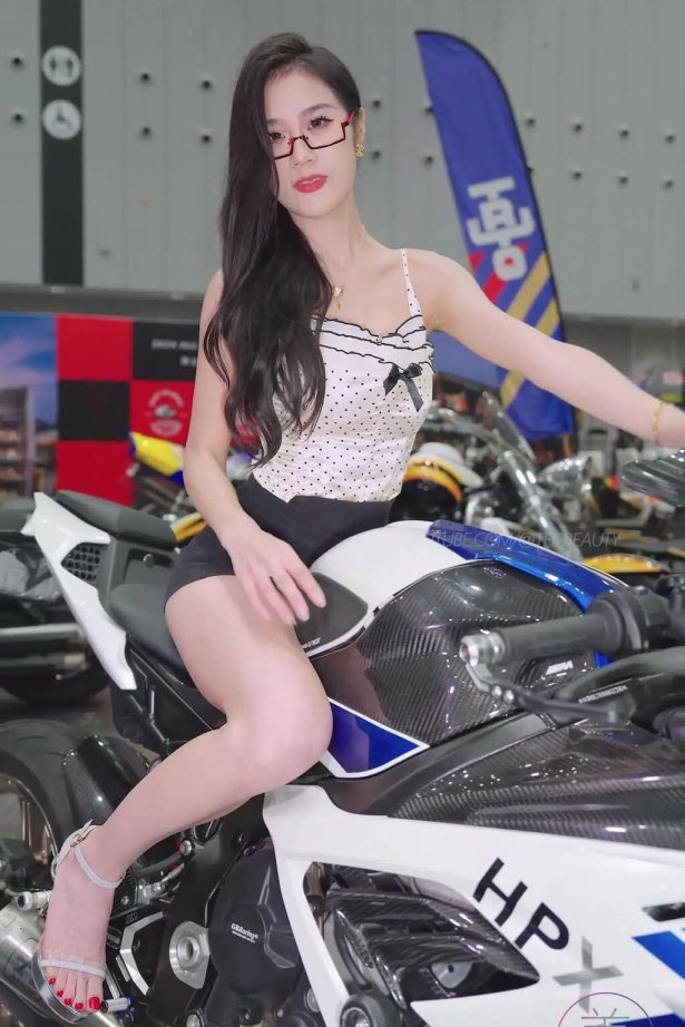 NO.1470 2024 佛山改装车展 Racing Model LOOKBOOK 34[1V/394MB]