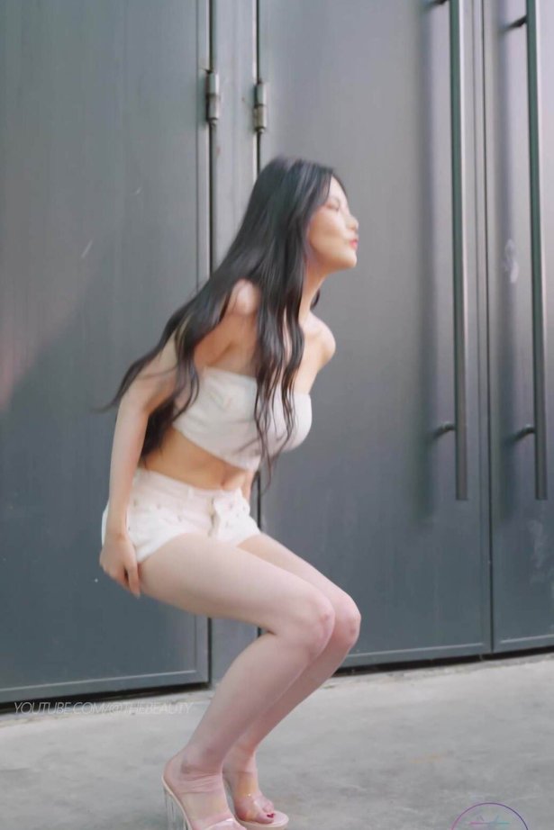 NO.1439 2024 重庆摩博会机车展 Racing Model LOOKBOOK 10[1V/426MB]