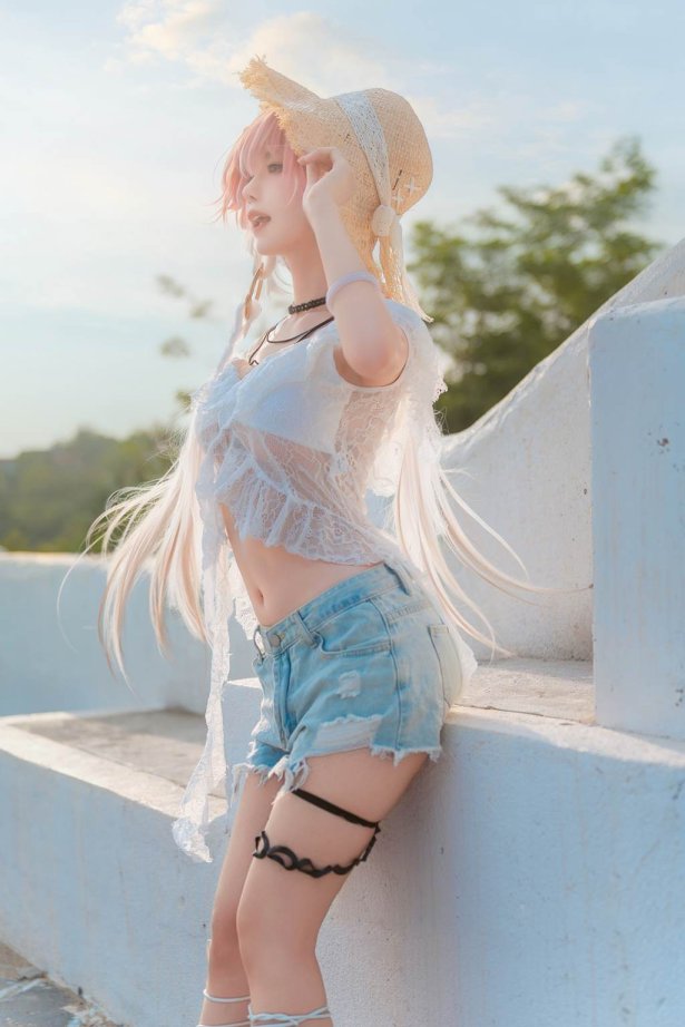 Shika小鹿鹿 – 长离 海[22P/156MB]