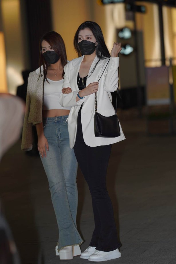 精选街拍作品 NO.6097 青春牛仔裤[297P/1.08GB]