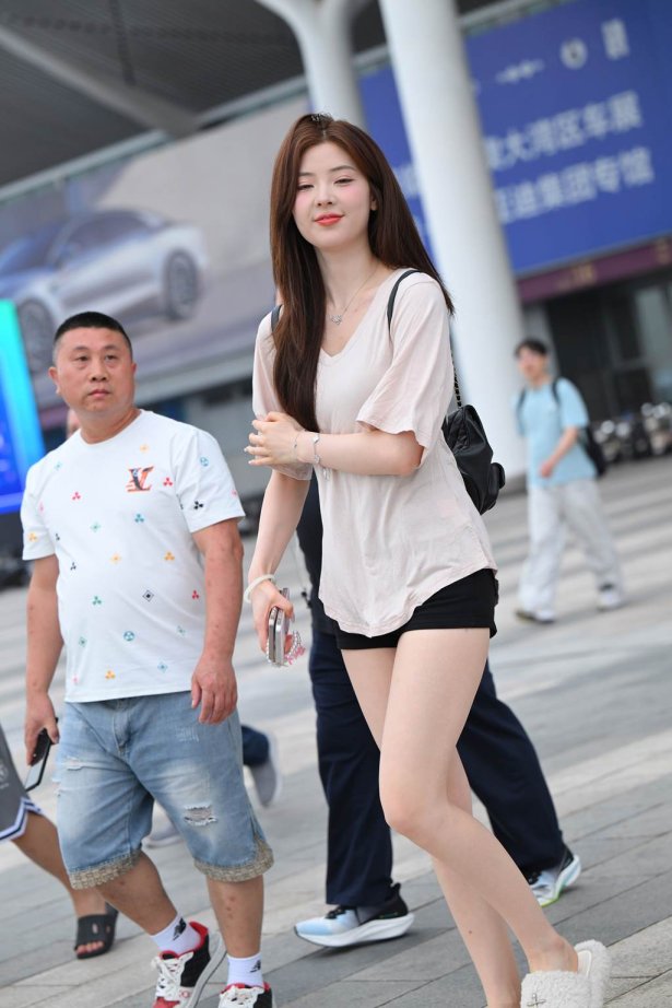 精选街拍作品 NO.6158 甜美可爱短裤[156P/382MB]