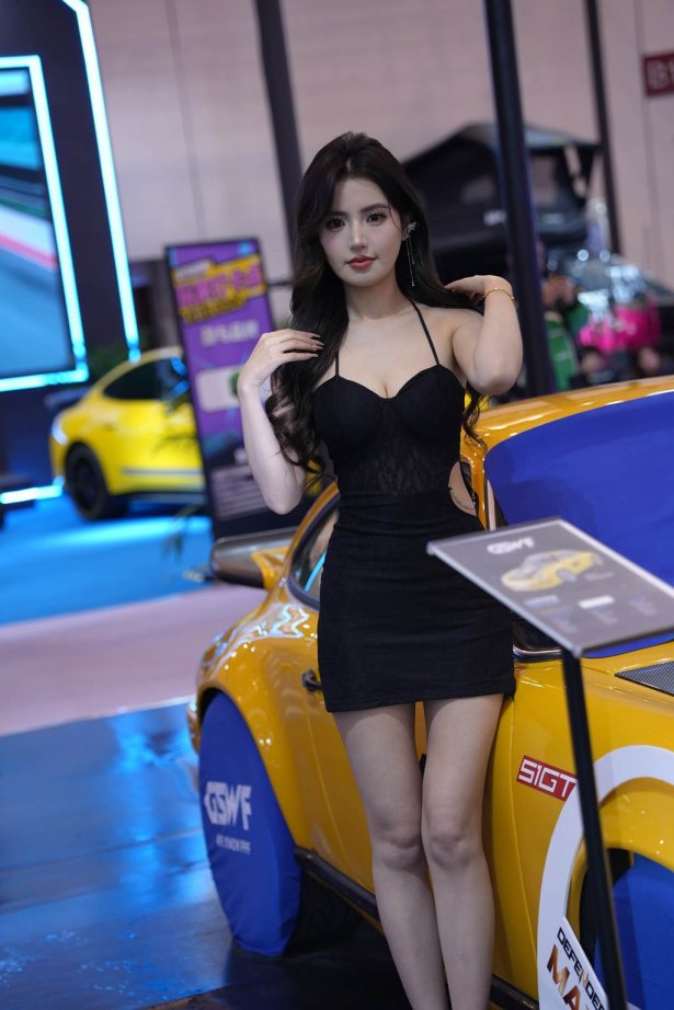 精选街拍作品 NO.6100 甜美鹿鹿鹿[66P/99MB]