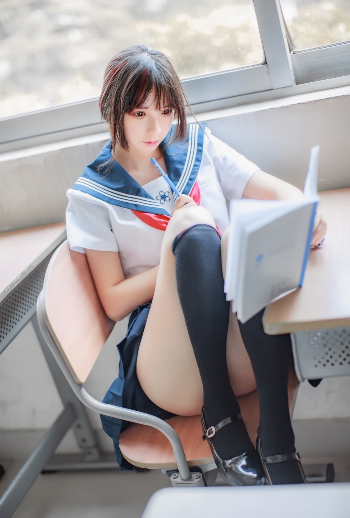 网红Coser@疯猫ss – 同桌的黑丝水手服 [41P/464MB]