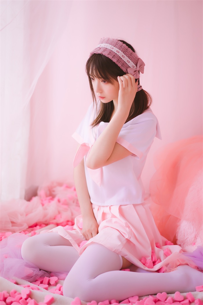 网红Coser@疯猫ss – 粉红色丝袜狂想曲 [54P/623MB]