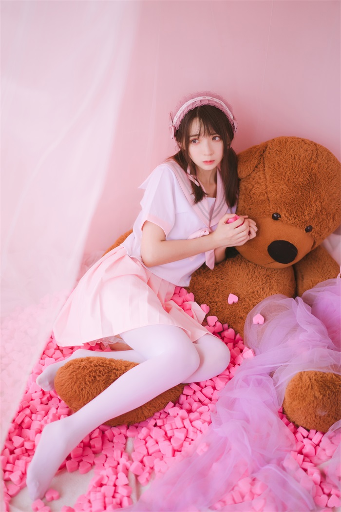网红Coser@疯猫ss – 粉红色丝袜狂想曲 [54P/623MB]